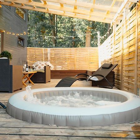 Secret Lake Prag Magic Place Relaxation& Wellness Rehenice Exterior photo