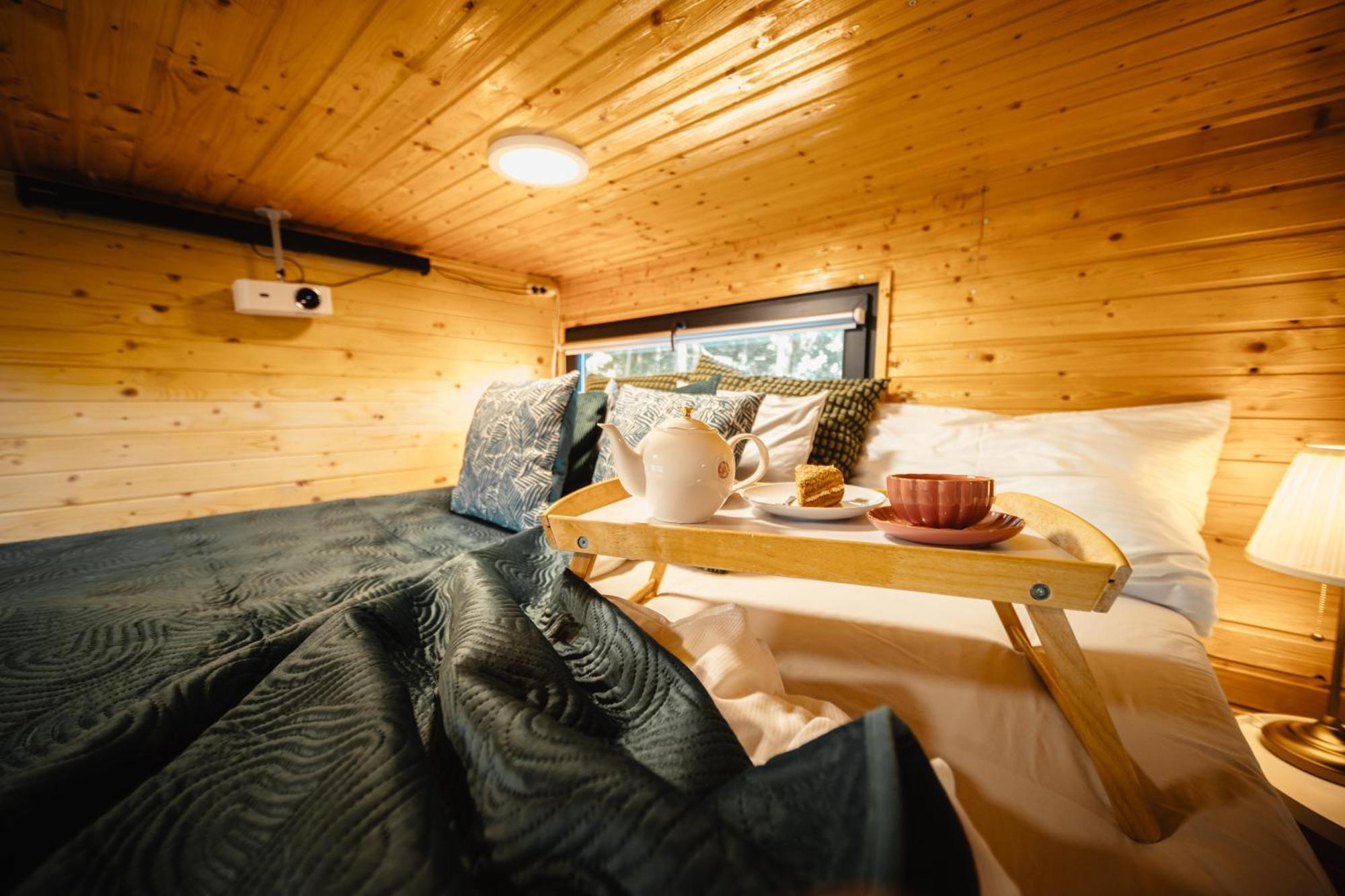 Secret Lake Prag Magic Place Relaxation& Wellness Rehenice Exterior photo
