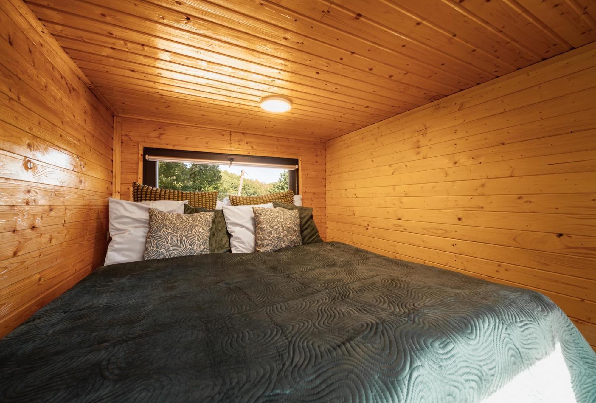 Secret Lake Prag Magic Place Relaxation& Wellness Rehenice Exterior photo
